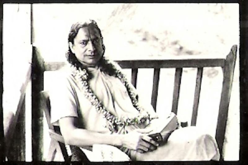 जगद्गुरूत्तम स्वामी श्री कृपालु जी महाराज Jagadguruttam Swami Shri Kripalu Ji Maharaj